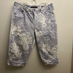 Floral Print Capri Pants